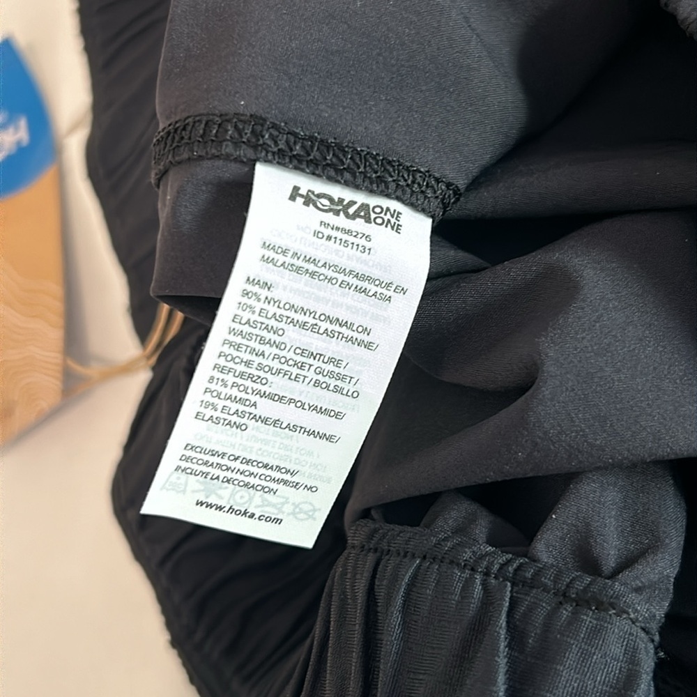 HOKA Moabi River Shorts BLACK Inseam 5.5” Size SMALL Brand New with Tags - Picture 10 of 11